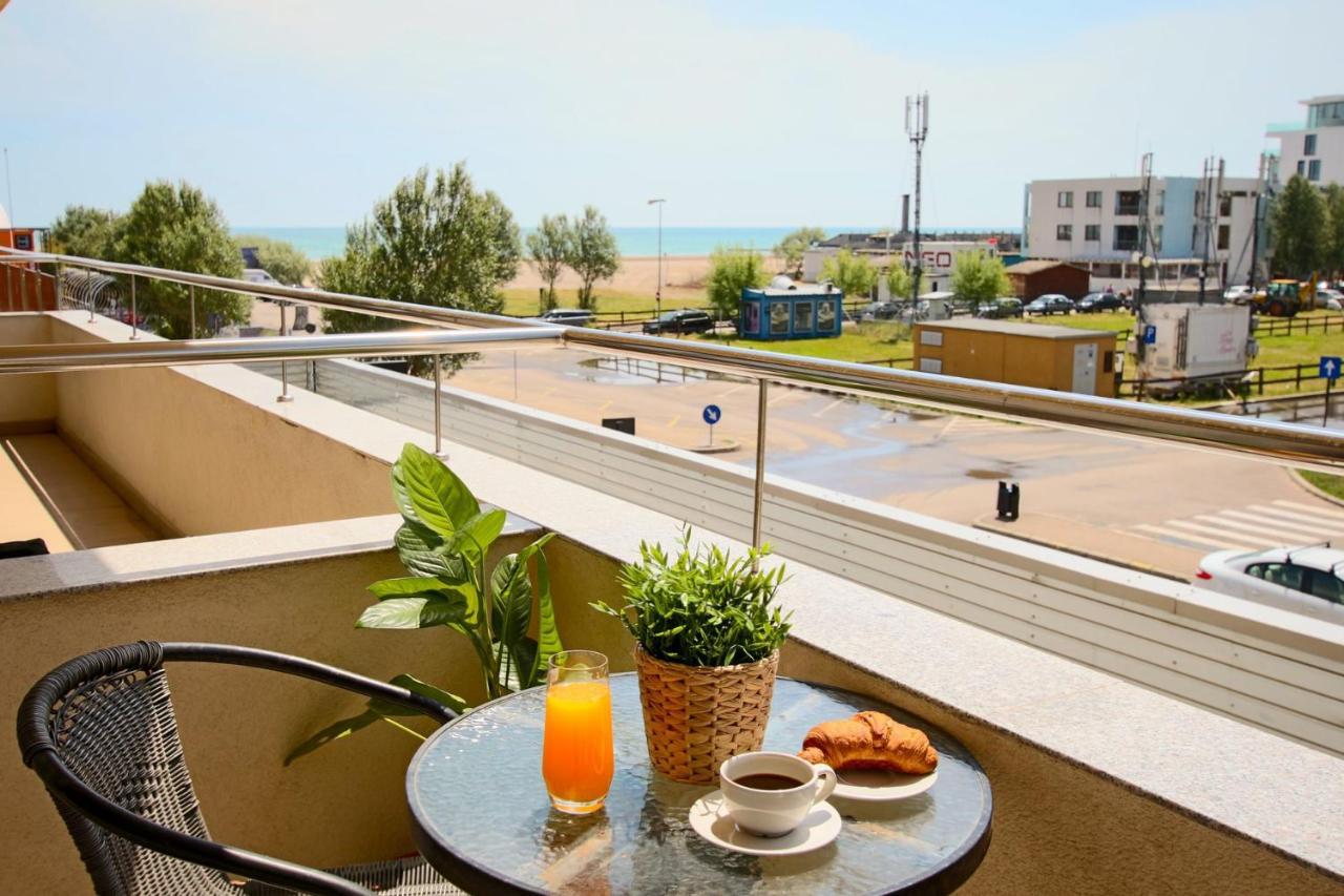 Fratelli Apartments Summerland Мамая Екстер'єр фото